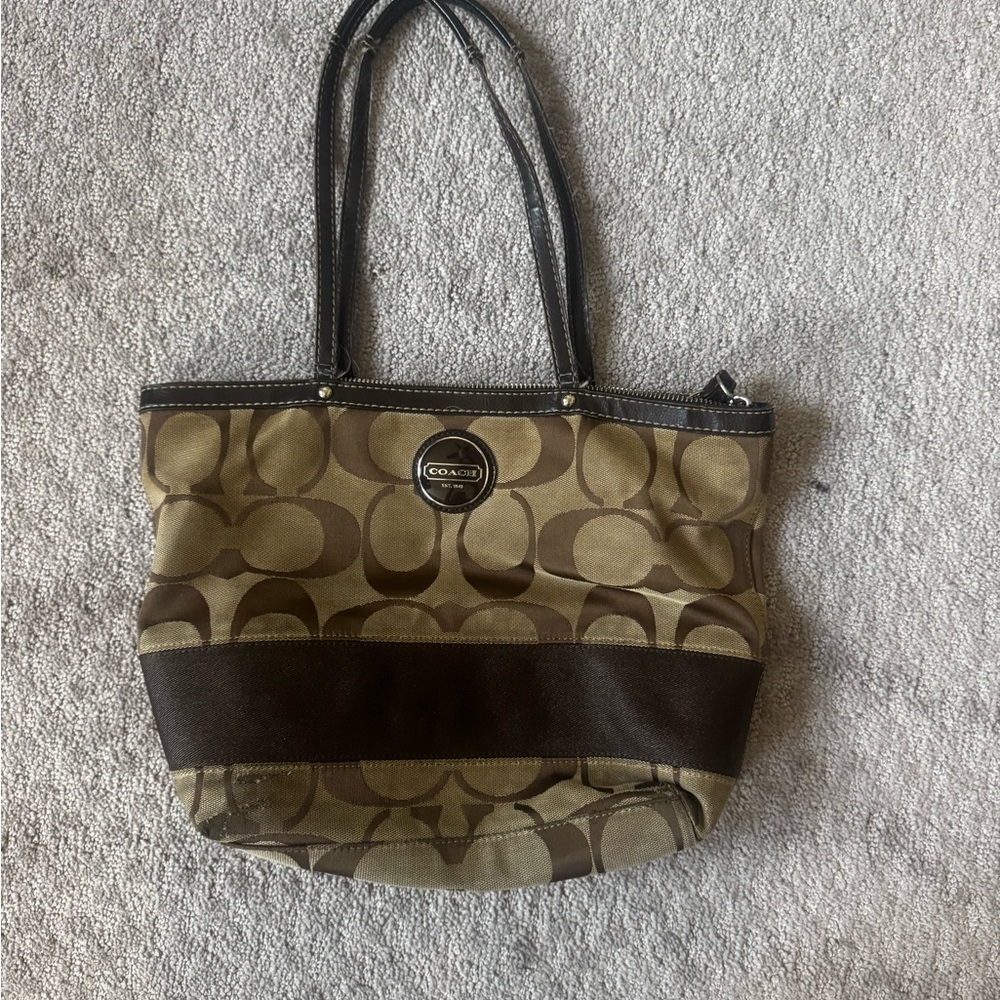 Coach Signature Tote in Brown and Tan